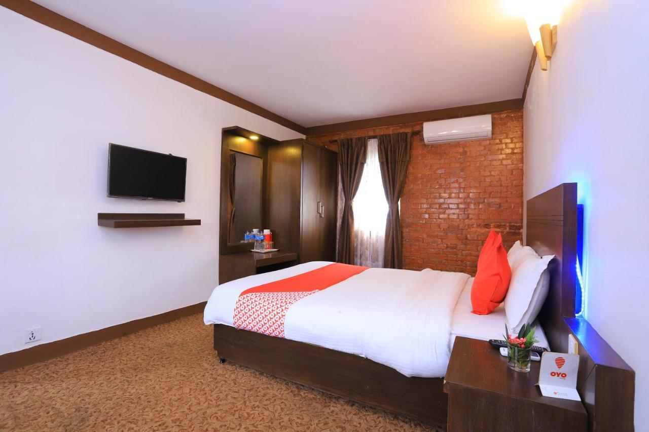 Dharampur Oyo 591 Hotel Blue Moon المظهر الخارجي الصورة