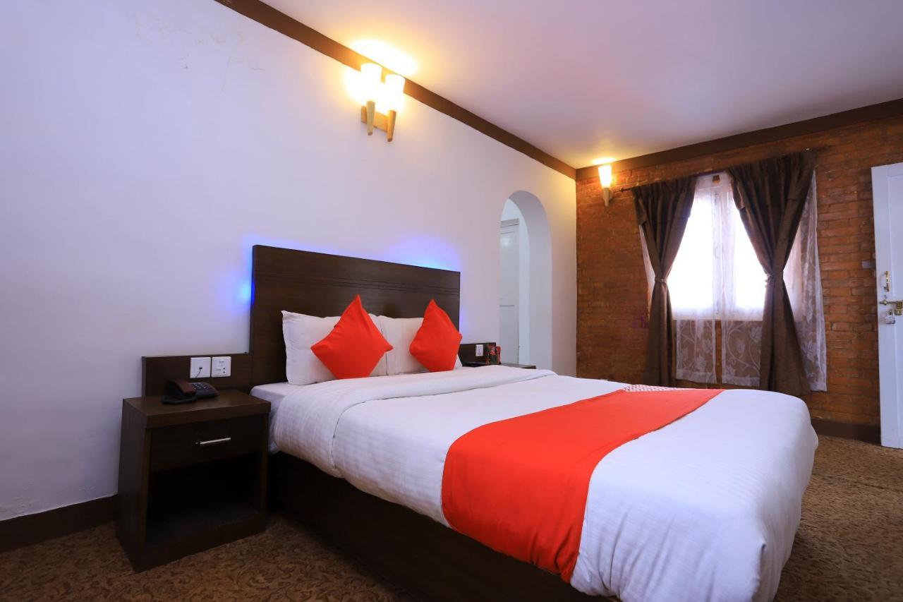 Dharampur Oyo 591 Hotel Blue Moon المظهر الخارجي الصورة