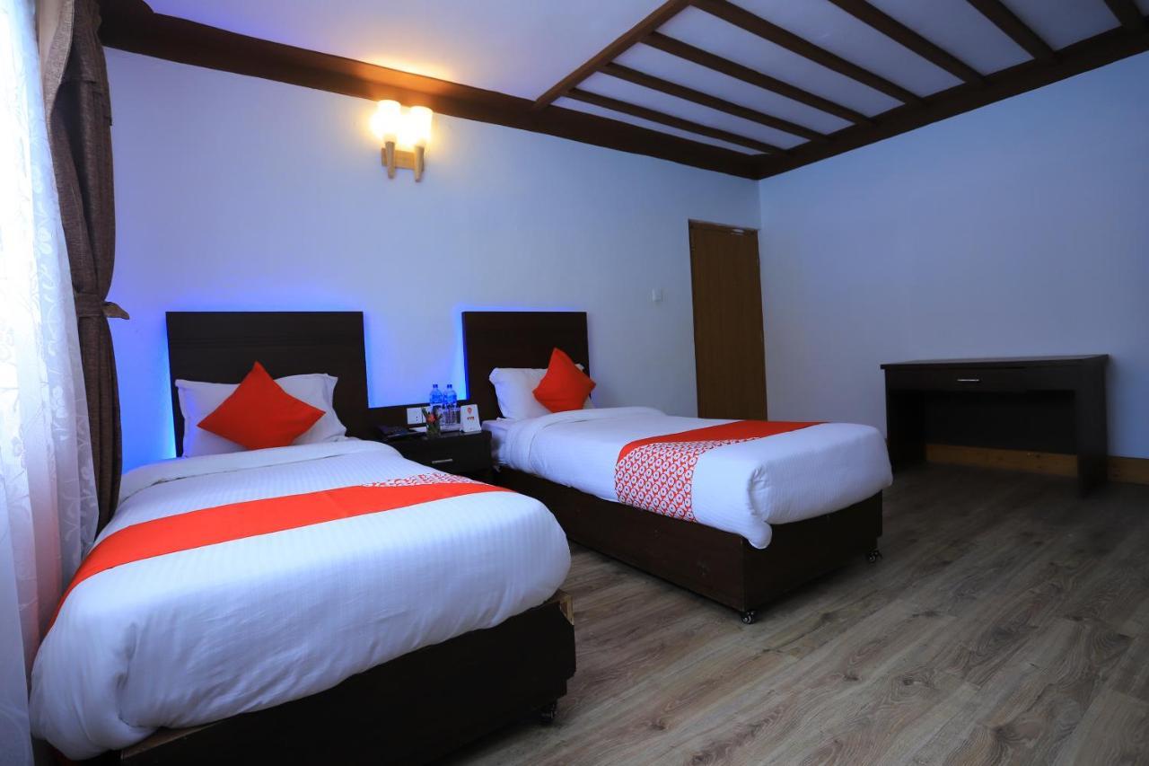 Dharampur Oyo 591 Hotel Blue Moon المظهر الخارجي الصورة