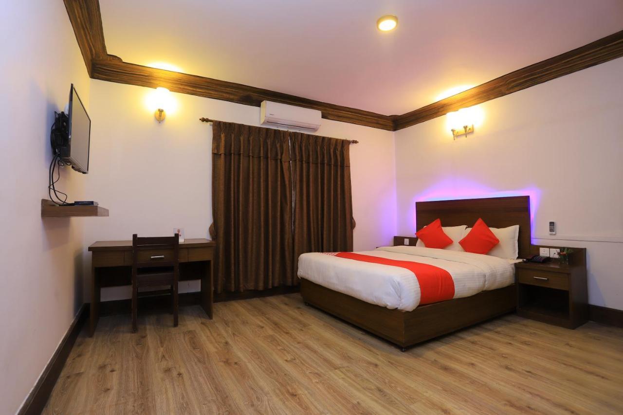 Dharampur Oyo 591 Hotel Blue Moon المظهر الخارجي الصورة
