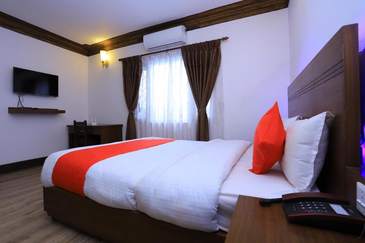 Dharampur Oyo 591 Hotel Blue Moon المظهر الخارجي الصورة